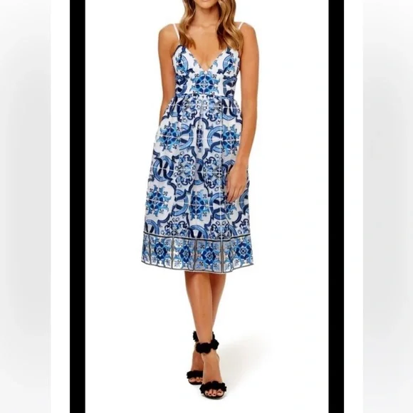 KOOKAI Donatella White Blue Embroidered Cocktail Midi Dress - Picture 8 of 15